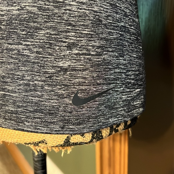 NIKE Dri-Fit Tank - Picture 2 of 3